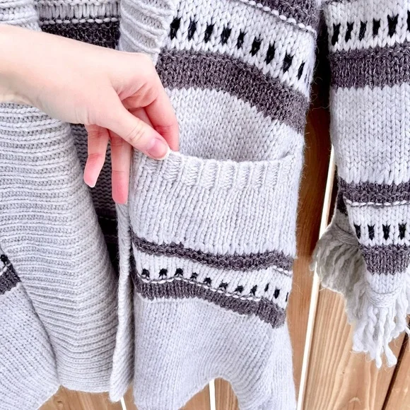 JACK by BB Dakota Fringe Theory Cardigan in Oatmeal - Picture 6 of 13